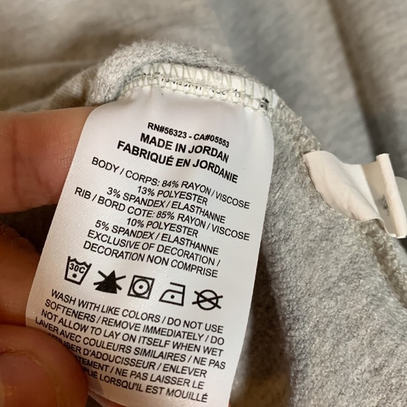 Nike Dri-Fit Grey Cropped Sweater - Picture 7 of 7